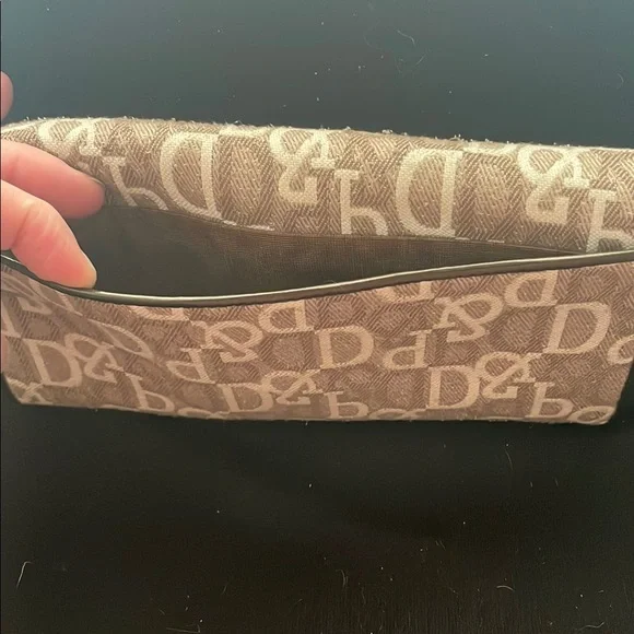 Pinky and Dianne Brown Monogram Wallet - Picture 2 of 11